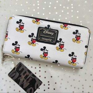 mickey mouse loungefly wallet